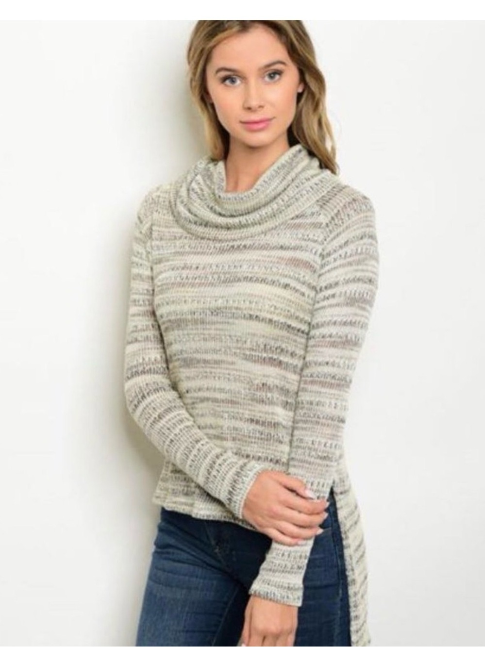Textured Cowl Neck Sweater Size M | Cozy Fall Winter Knit
